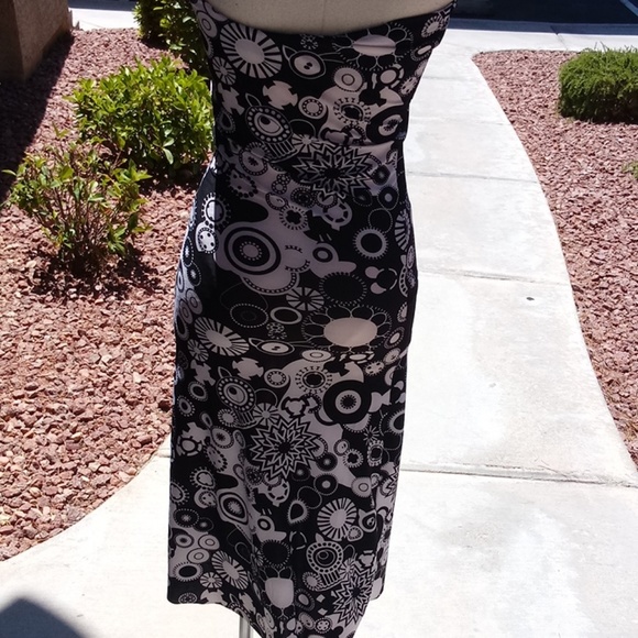 Strapless beautiful summer dress - Picture 4 of 5